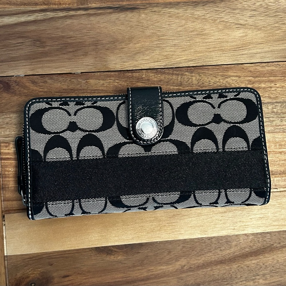 Coach Signature Black Monogram Wallet